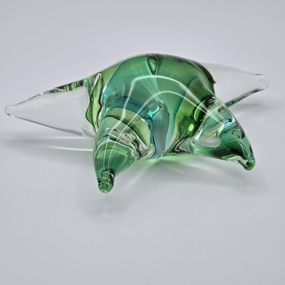 Hand Blown Starfish Glass Paperweight Green Clear Thick Heavy 2.6lb - Picture 7 of 16